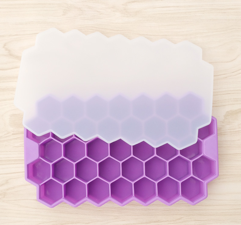 Honeycomb 37 Cavity Silicone Ice Cube Mold With Lid