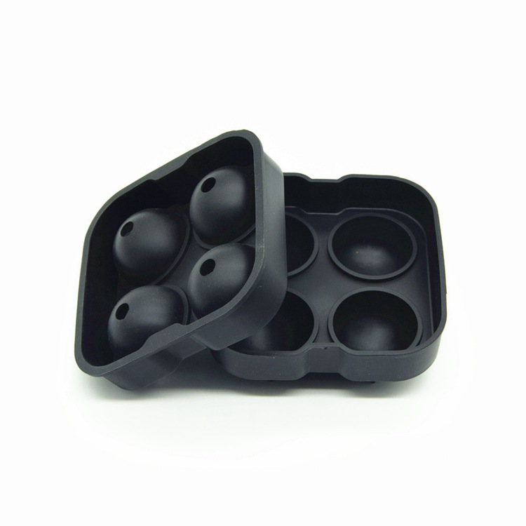 4 Cube Silicone Ice Tray 4.5cm Whiskey Ice Ball Maker