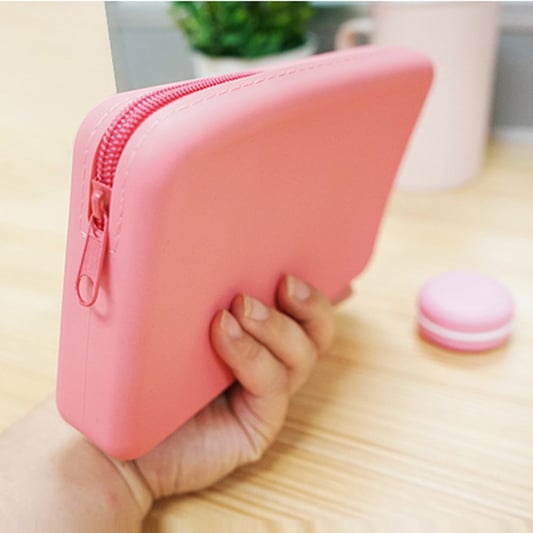 Small Cosmetic Makeup Silicone Bag for Women Silicone Makeup Bag with Zipper Travel Cosmetic Organizer
